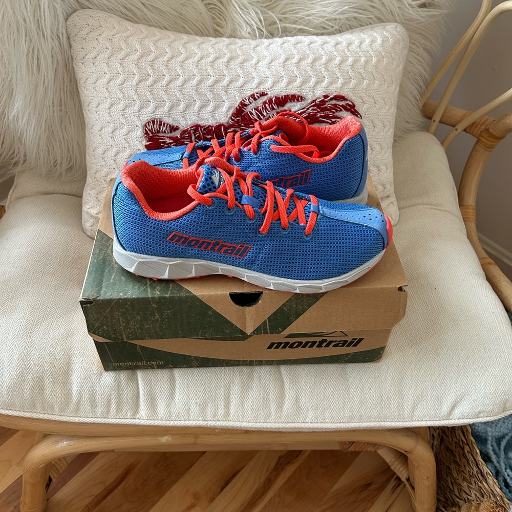 Montrail Women's Blue Lightweight Trail Sneakers